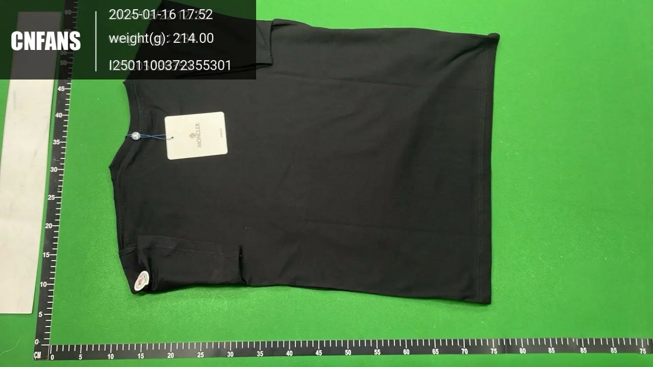moncler T-shirt（30+）