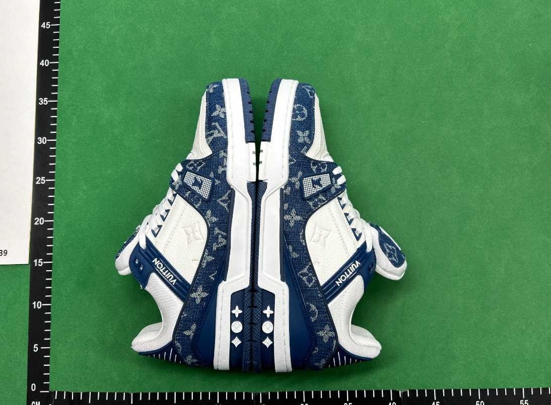 LV TRAINER SHOES -4