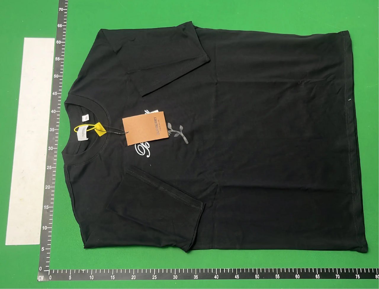  Burberry T-shirt