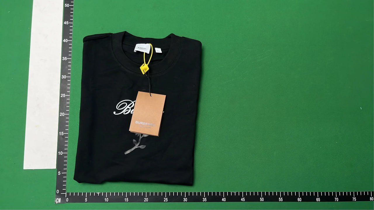  Burberry T-shirt