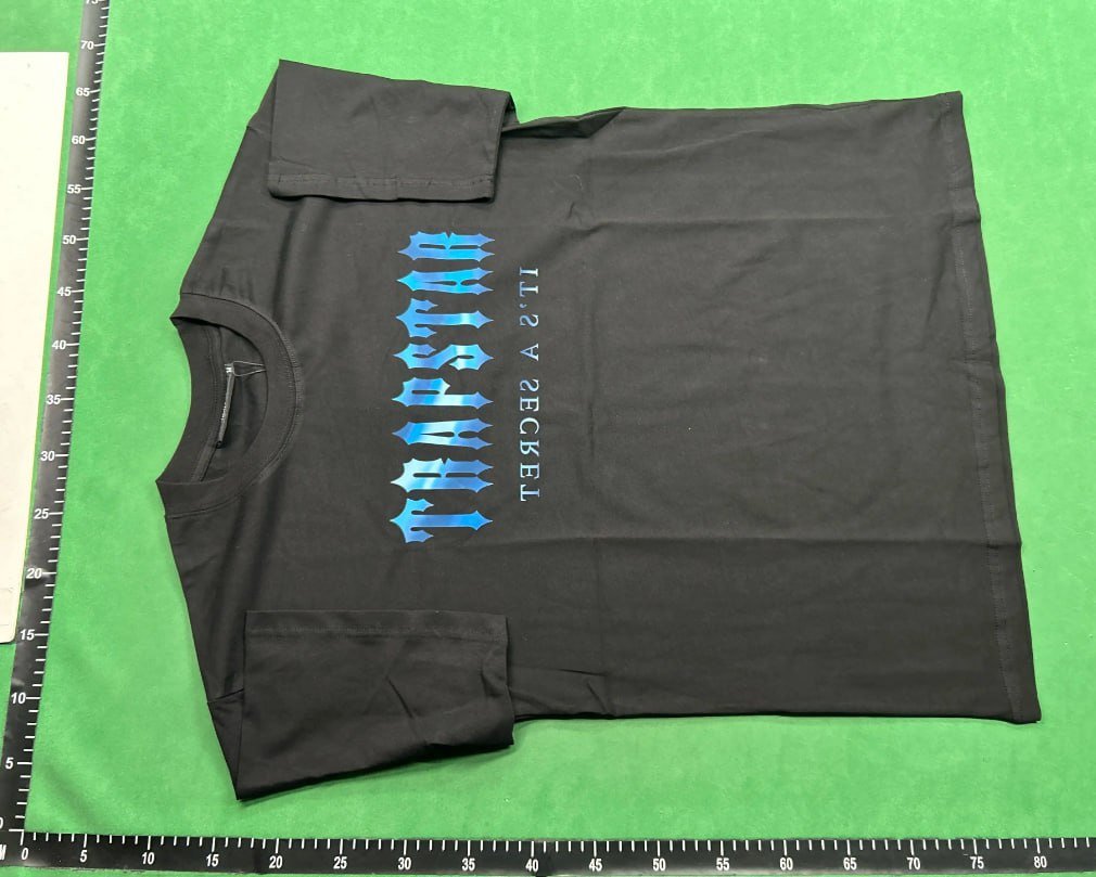 Trapstar T-shirt  (40 CP)