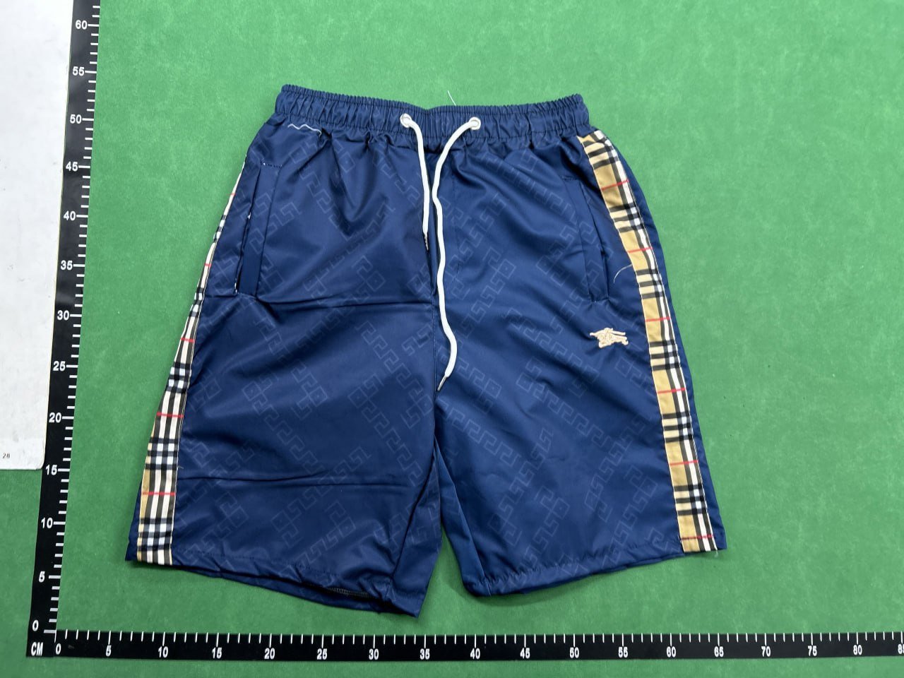  Burberry shorts