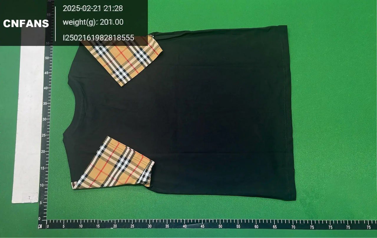 Burberry T-shirt tee  (35+)