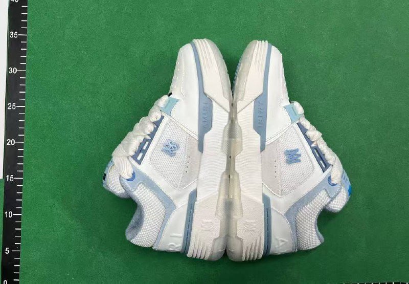  Amiri MAYA Sneakers / Veja V-Logo Sneakers / Valentino Garavani Rockstud Sneakers -3