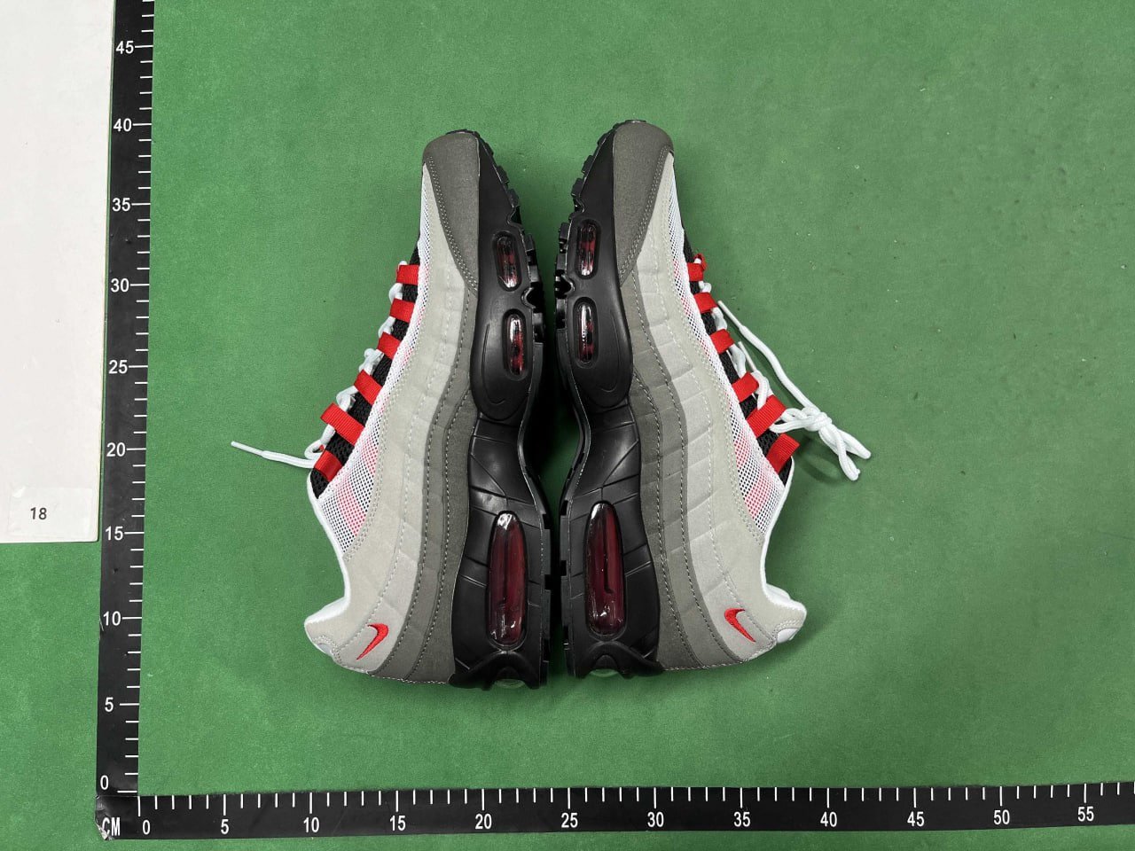 Nike Air Max 95 Sneakers -1