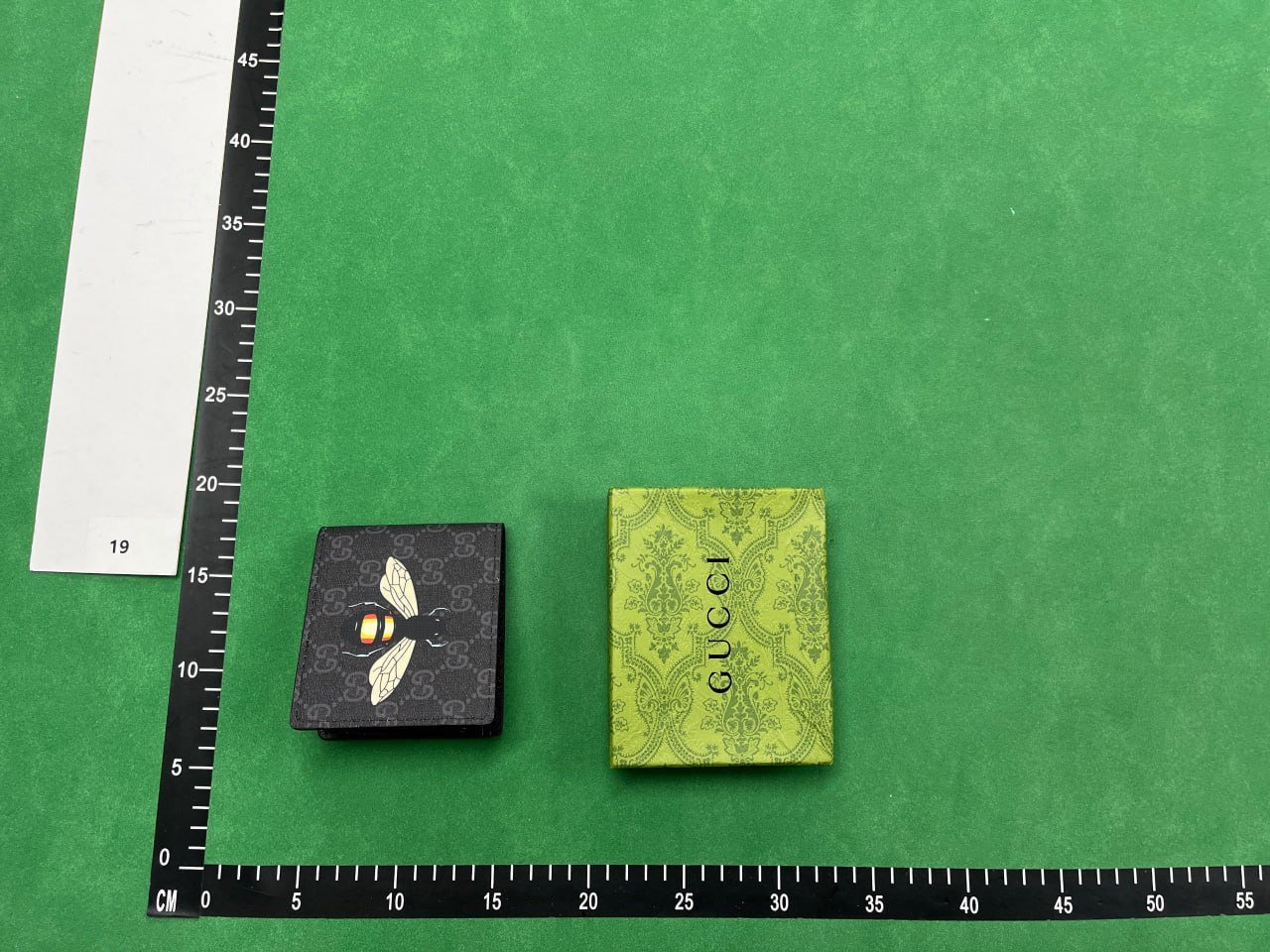 Gucci GG Supreme Wallet [Bee, Tiger, Snake Designs] -2