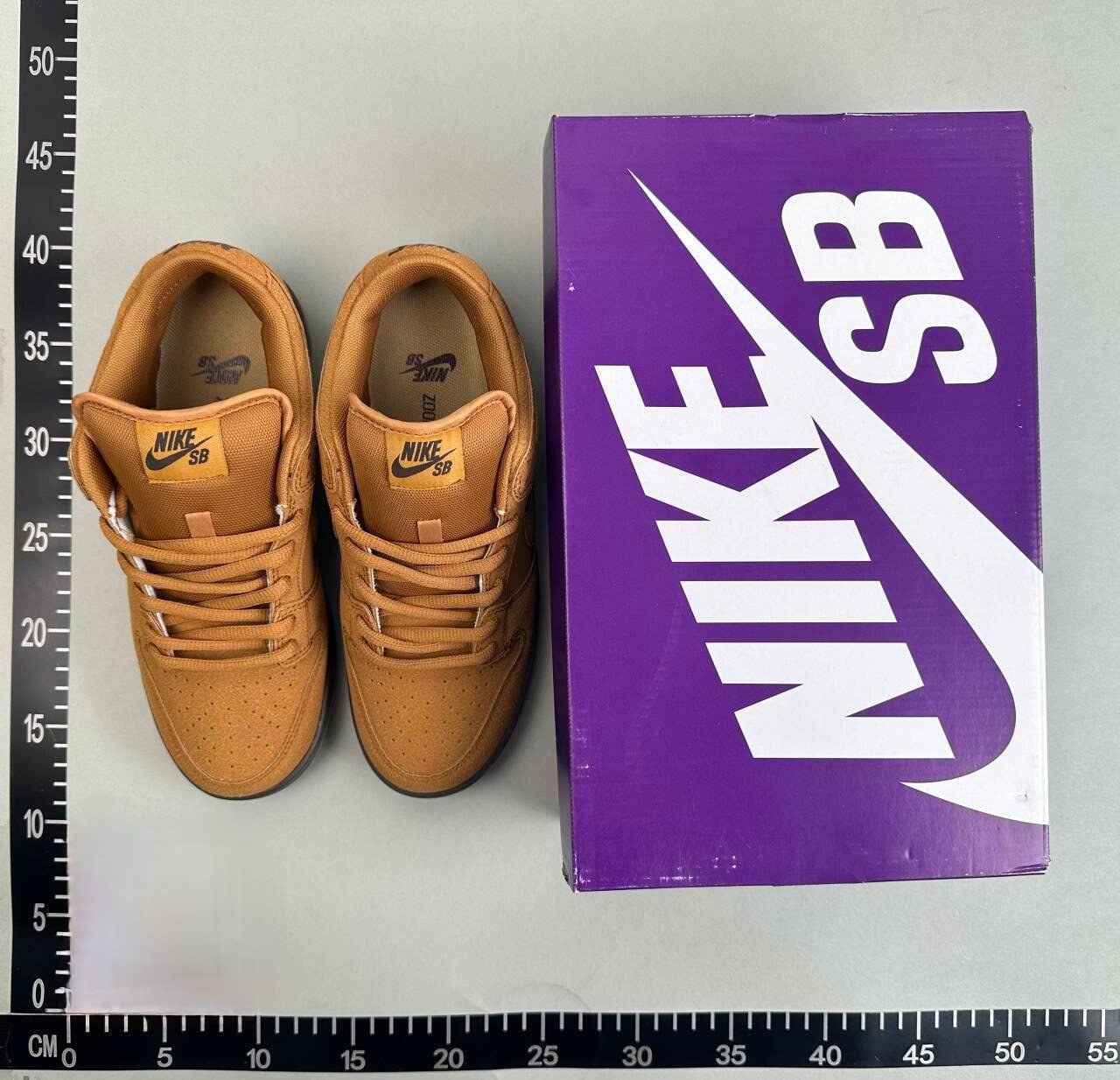 Nike SB Dunk Low Sneakers -4