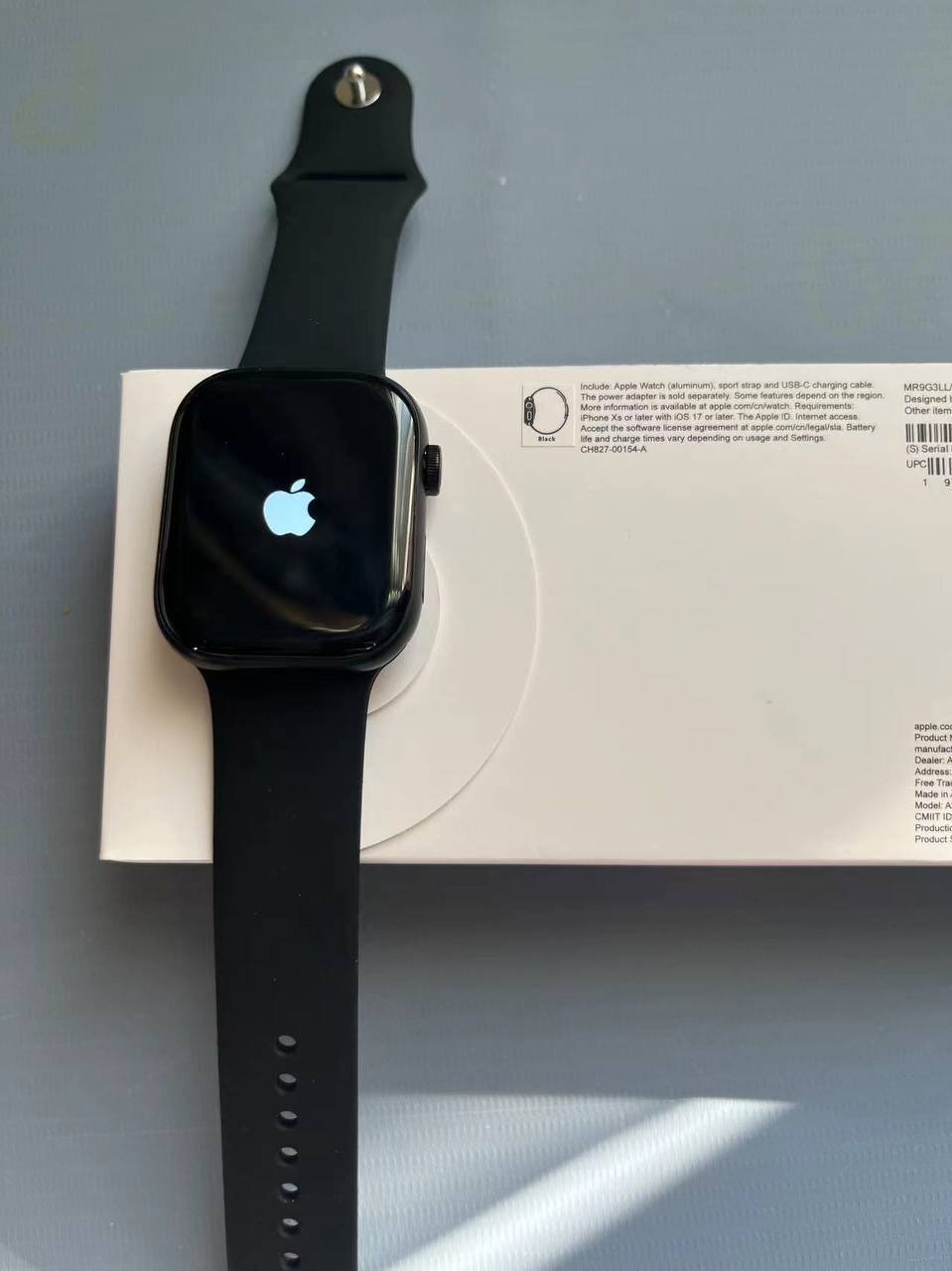Apple Watch Series 9 (45MM) Smartwatch [3 Colors Available] -4