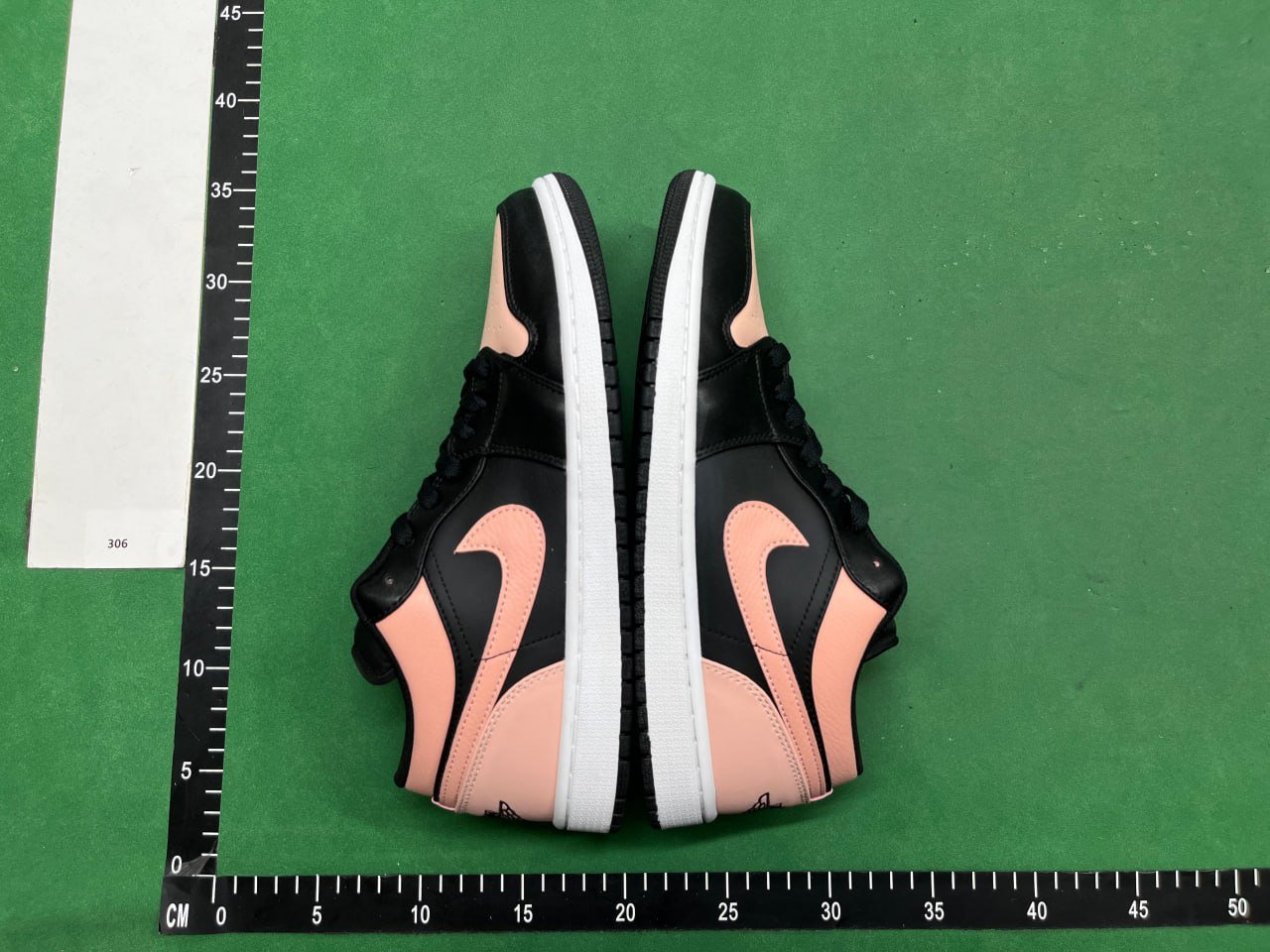 KT-AJ1 Low Sneakers -2