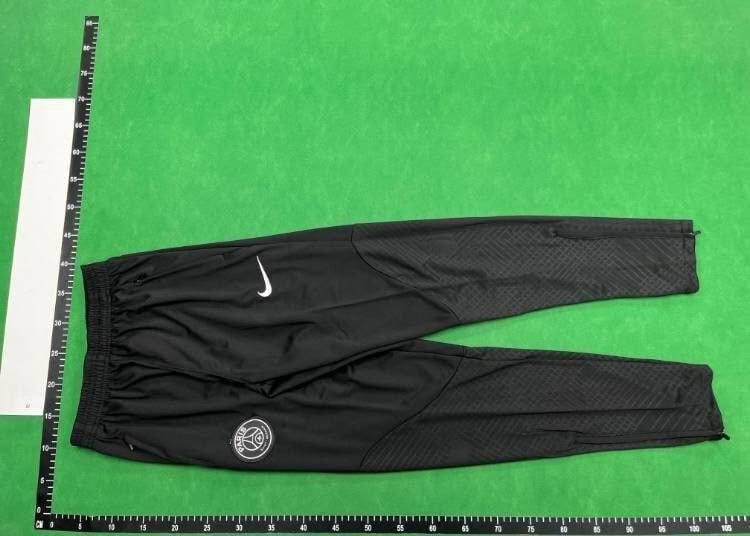  Paris Saint-Germain Training Kit (Qatar Airways, Accor Live Limitless, Trivago) [39+ styles] -3