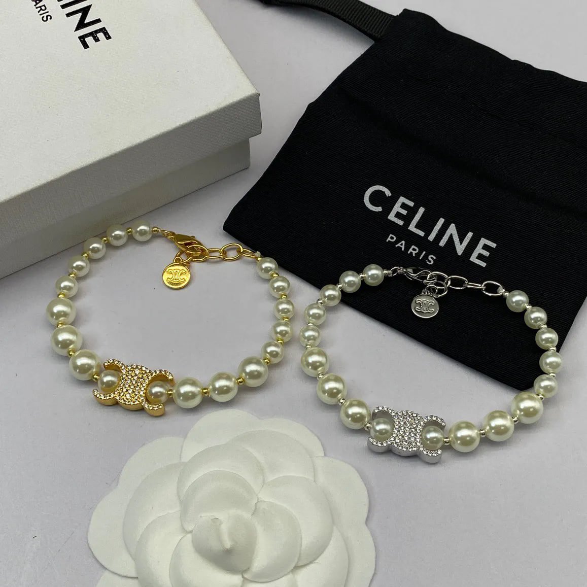 Celine Pearl Bracelet with Triomphe Motif [Valentino bracelet] -3