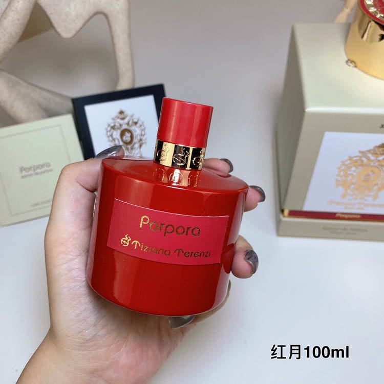 Tichina Terrence Red Moon Perfume-3493 -5