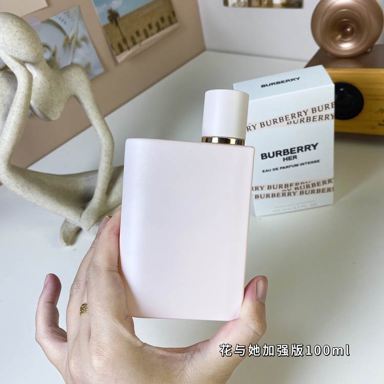 Burberry Flower and Her Plus-3347                   -4