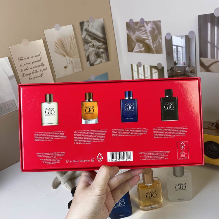 Armani Eau de Parfum Sample 4-Piece Set-3243                   -3