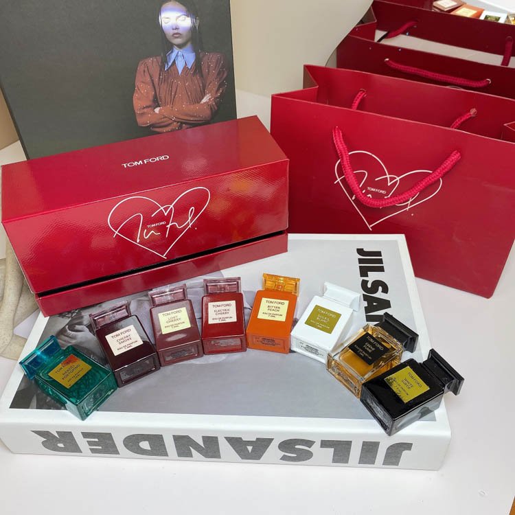 TOMFORD TF Limited Edition Signature Fragrance 8-Piece Set B-3188                   -4