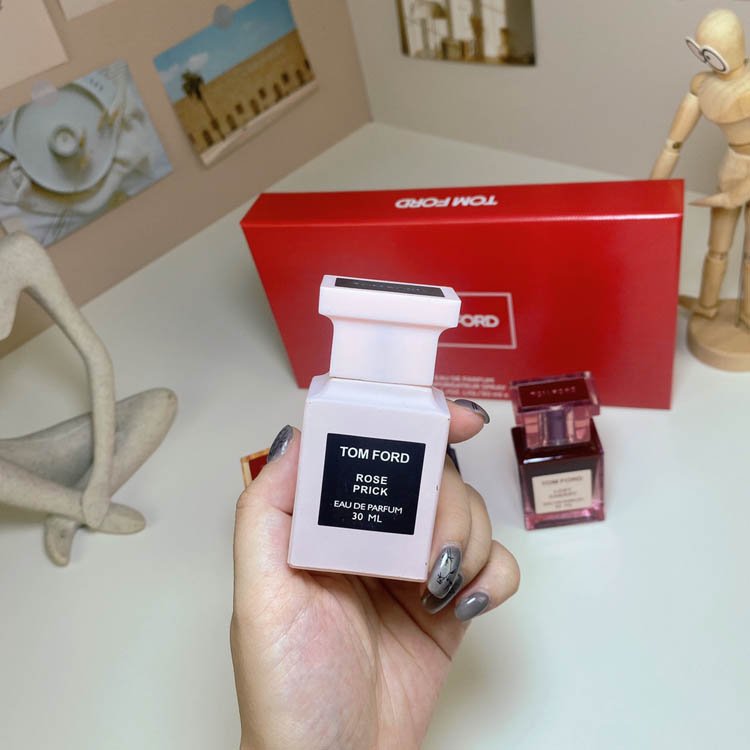 TOMFORD TF medium sample four-piece perfume set-3184                   -4