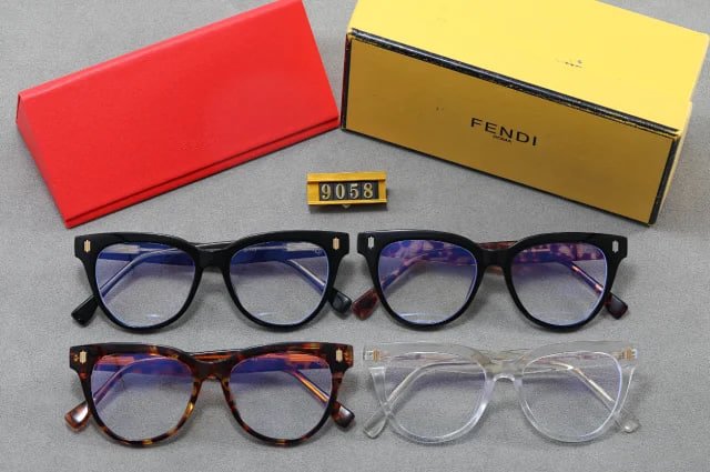 FENDI glasses -4